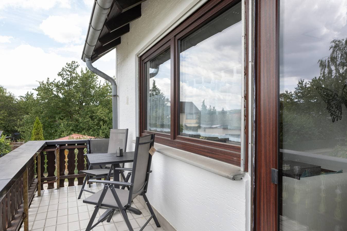 Foto 8 von 24: Ferienwohnung 'Helfensteinblick' mit Bergblick, Balkon und Wi-Fi