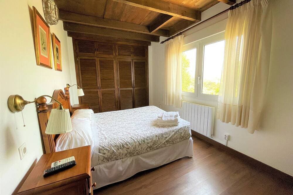 Foto 11 von 30: Doppelzimmer-Blick auf die Landschaft-Eigenes Badezimmer