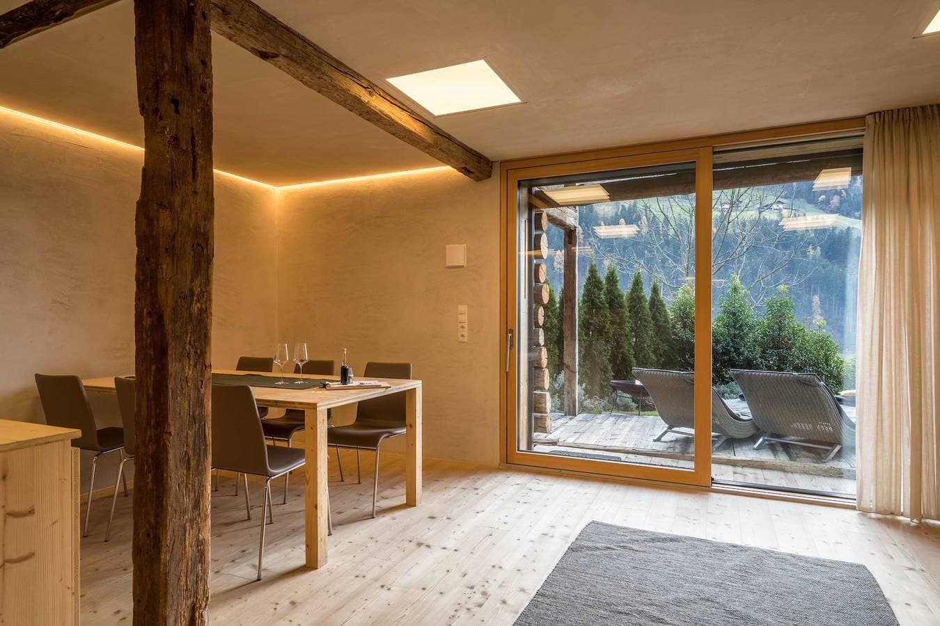 Foto 12 von 33: Chalet 'Ferienhaus Im Stadl' mit Bergblick, privater Terrasse und WLAN