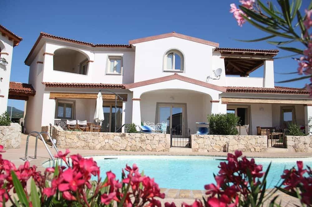 Apartment 'Mediterranean Sea Shell Pool House' – Modernes Apartment am Pool in Budoni 1