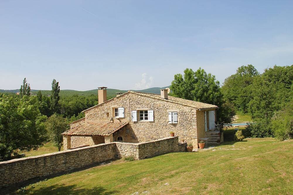 Foto 12 von 30: Großes Ferienhaus mit Pool im wunderschönen provenzalischen Mas, 2 km vom Dorf Banon entfernt