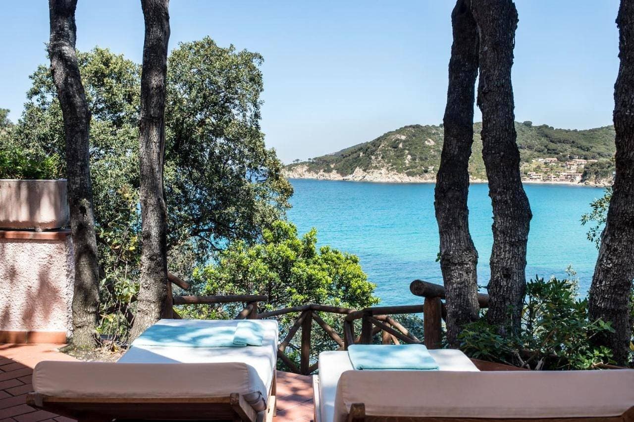 Foto 4 von 9: Double Room with Garden View