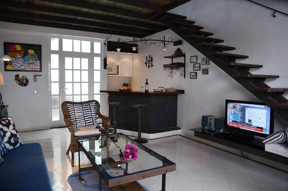 Foto 6 von 30: Finca ANgelus Maisonette Wohnung in einer Weinfinca mit Meer und Teideblick.