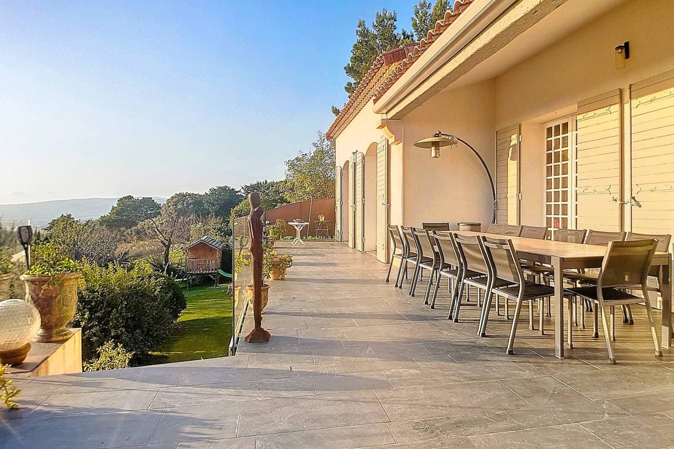 Foto 5 von 41: Ferienhaus für 15 Personen mit Balkon