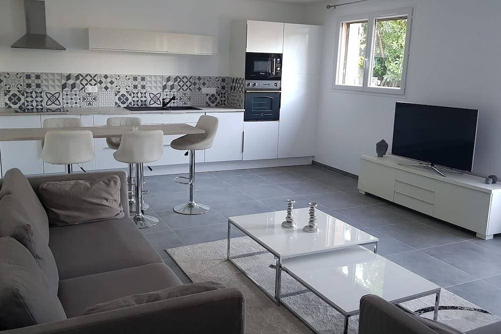 Foto 10 von 23: Superb Apt 3p garden level villa with pool