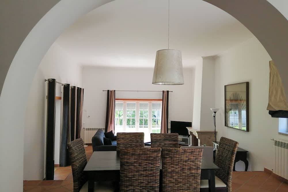 Foto 9 von 30: Wunderschöne 3-Bett-Villa in einem privaten Komplex am Praia d'El Rey