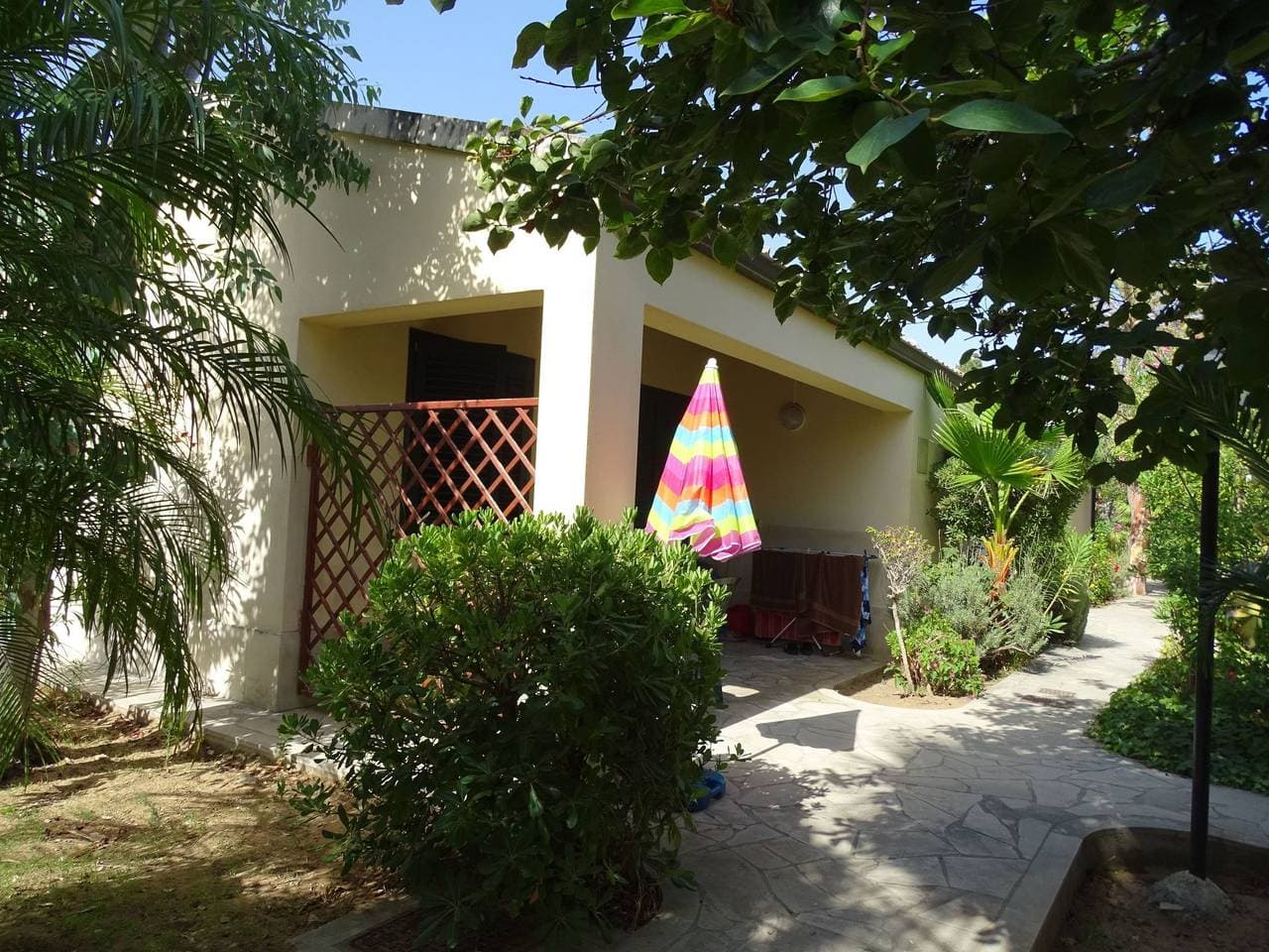 Foto 2 von 54: Schöner Bungalow direkt am Sandstrand auf Sizilien