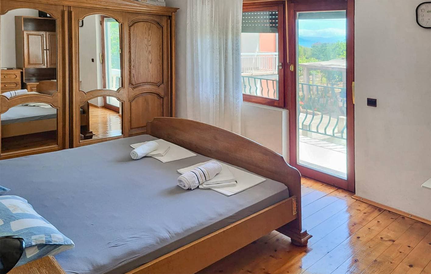 Foto 12 von 27: Gemütliche 2-Zimmer-Wohnung mit Terrasse, WLAN und Parkplatz in Strandnähe