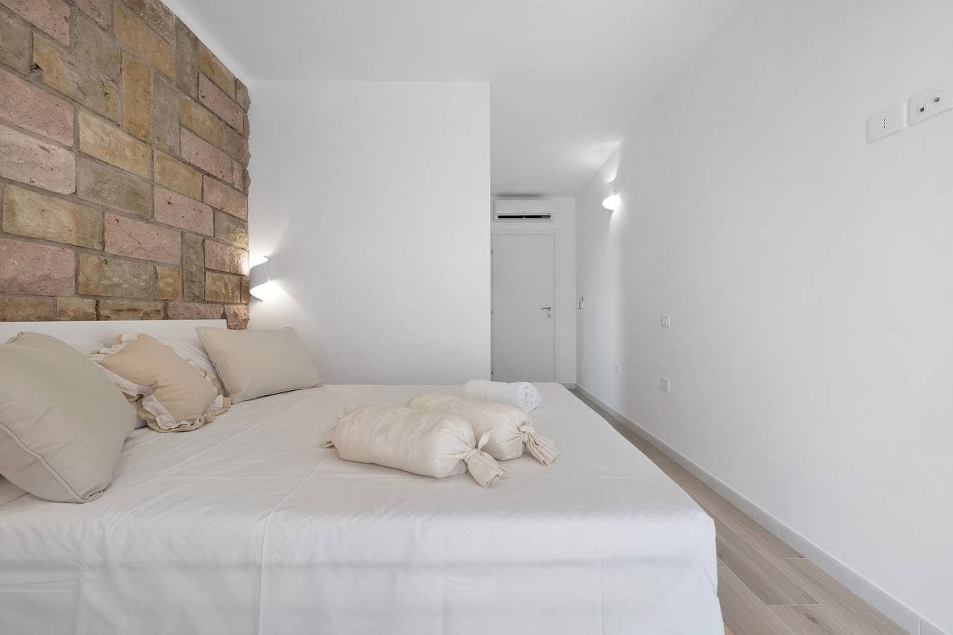 Foto 8 von 27: Villa Matilde Domo Boutique – Zimmer Sofia