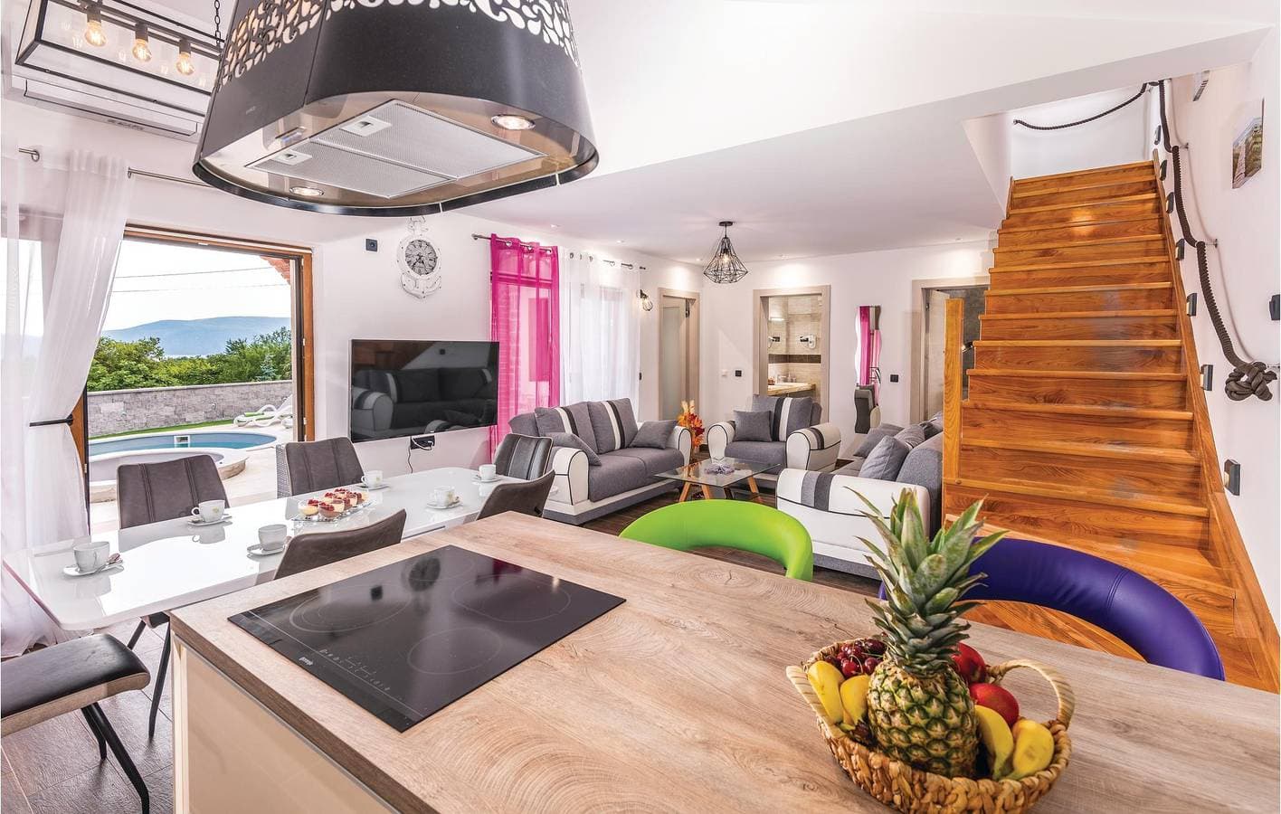 Foto 7 von 53: Gemütliche Ferienwohnung mit Pool, Parkplatz und WLAN, 1,5 km vom Strand von Jert entfernt