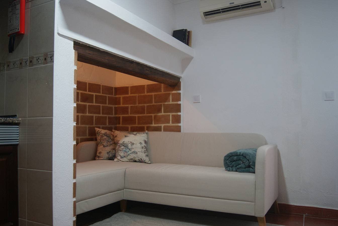 Foto 5 von 25: Nisa 2 Bedrooms AC Villa
