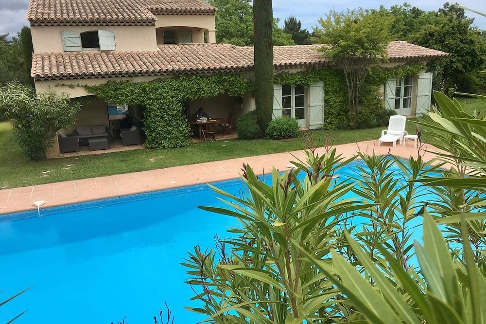 Provenzalische Villa mit privatem Pool umzäunten Garten für 6 Pers. 1