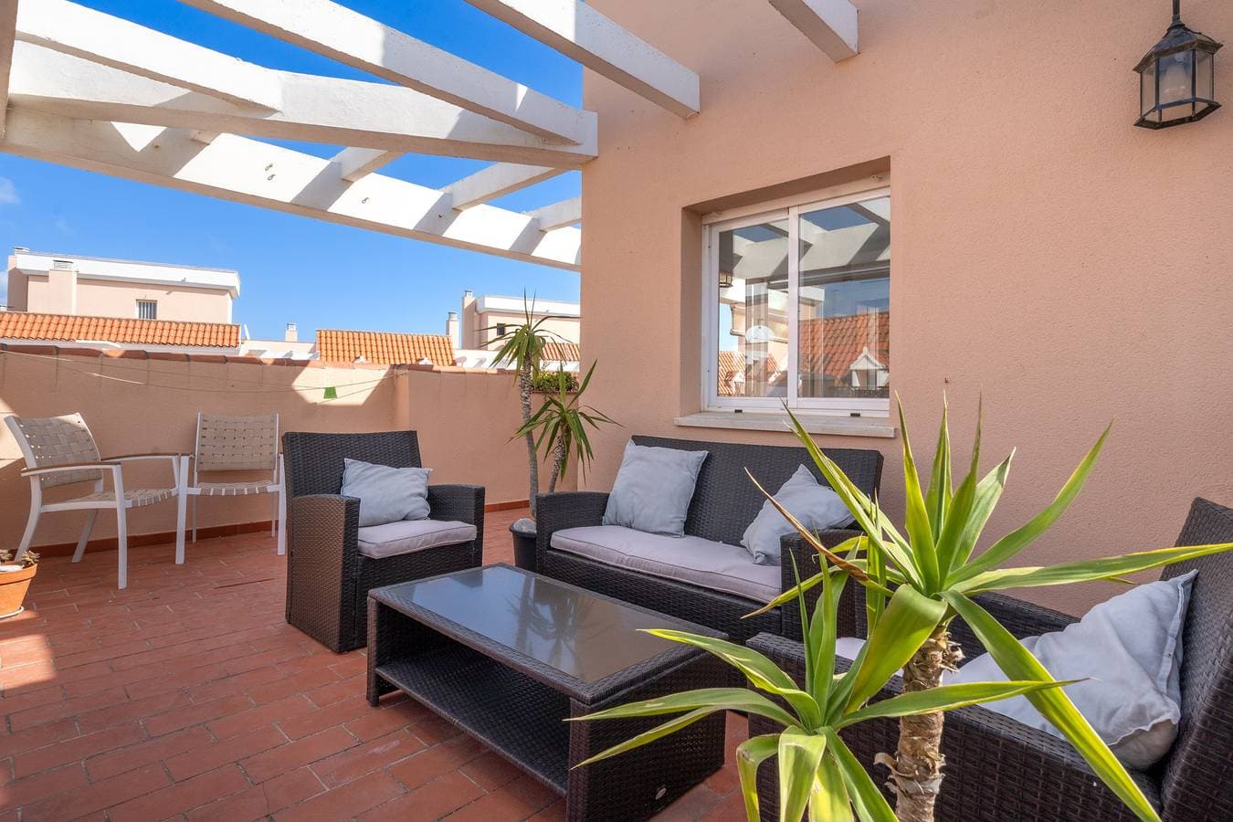 28. Rooftop penthouse 155m to beach in Sabinillas 1