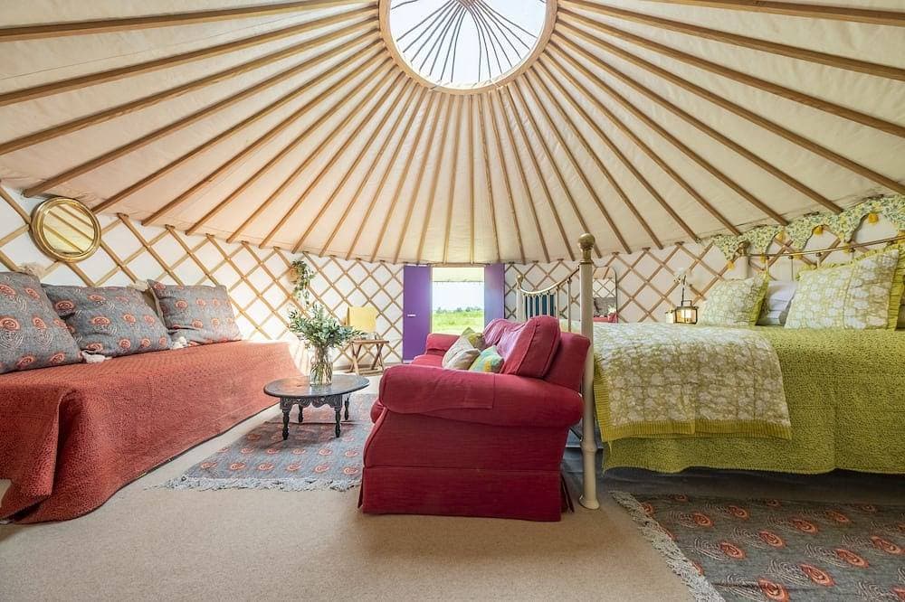 Luxury glamping with hot tub  - Valley View Yurt 1