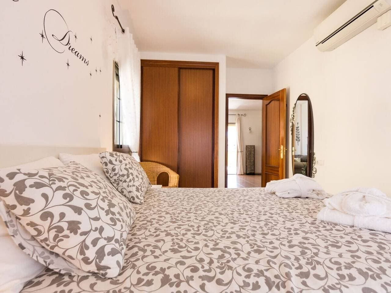 Foto 13 von 31: Ferienwohnung mit 2 Schlafzimmer
