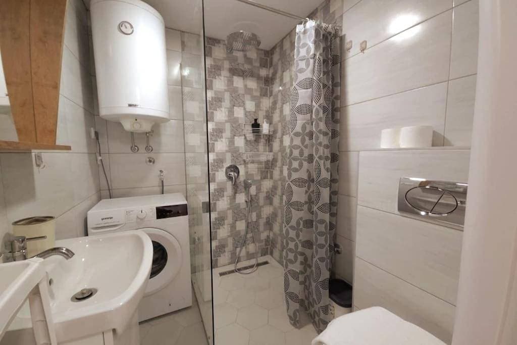 Foto 4 von 17: One-Bedroom Apartment
