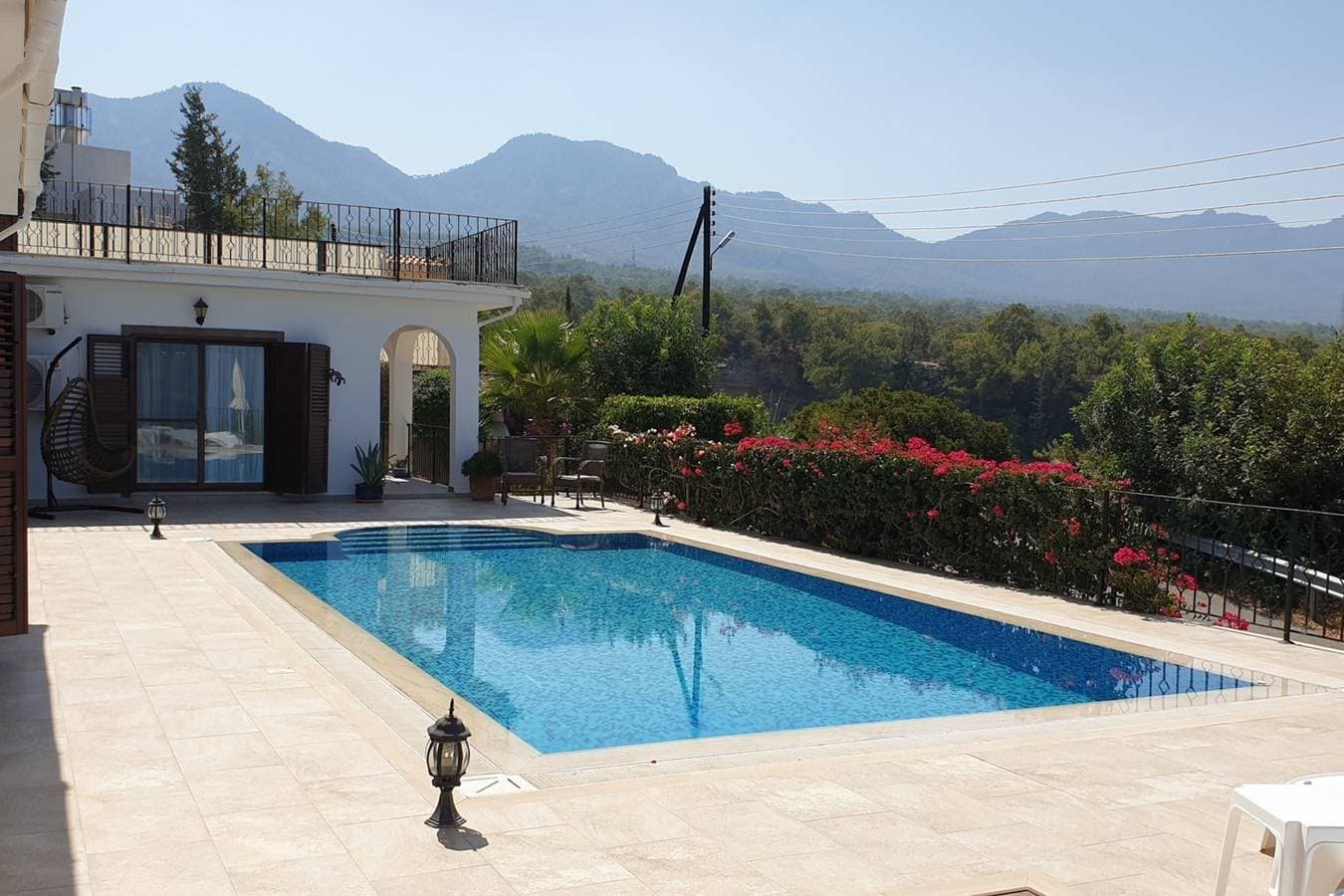 Villa 1