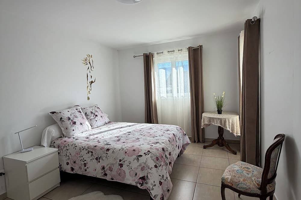 Foto 4 von 8: Superb furnished t2 in a quiet area with private parking