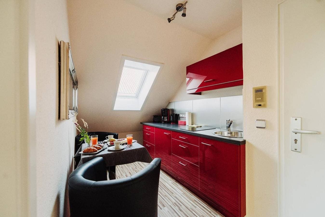 Foto 3 von 36: Ferienwohnung 'Hexe I - Mit Blick Auf Den Wurmberg' mit Bergblick, Balkon und Wi-Fi