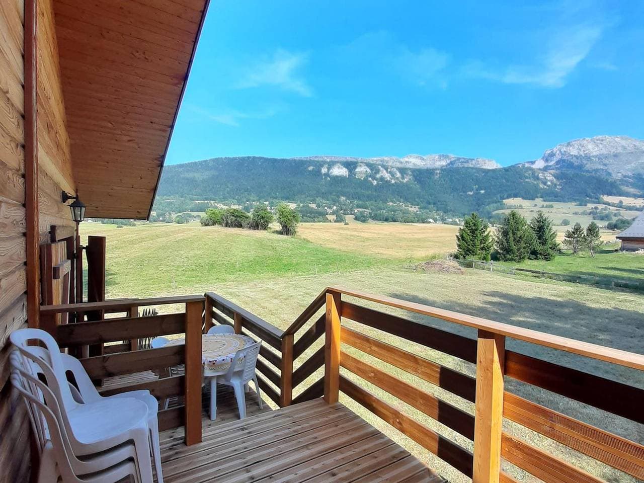 Foto 11 von 13: Geräumiges Chalet mit großem Park in Lans-en-Vercors
