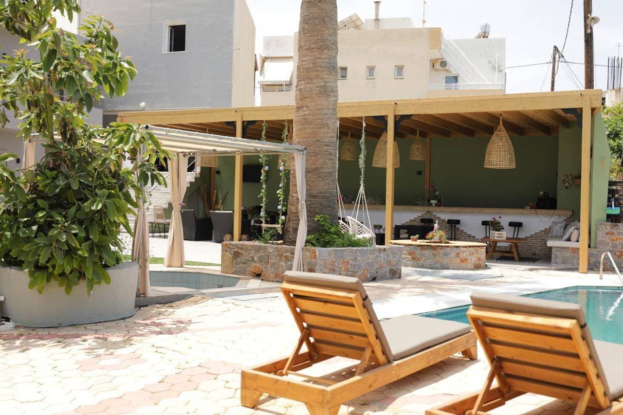 Foto 4 von 19: Apartment with Pool View