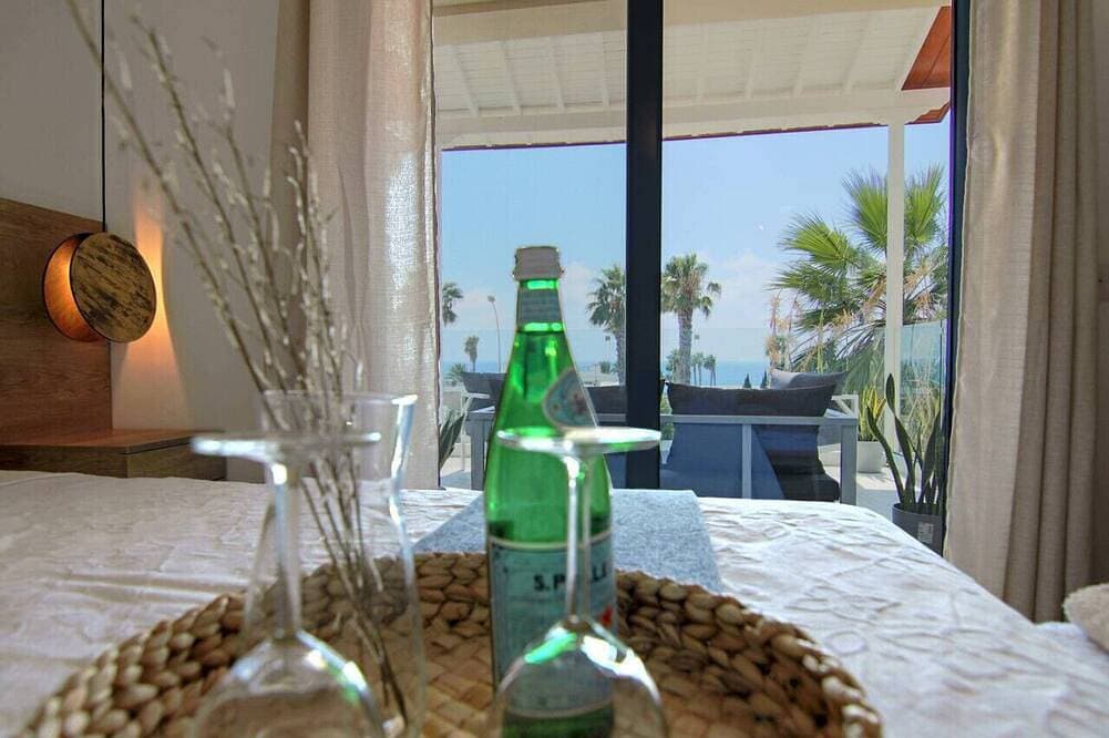 Foto 8 von 30: Phaedrus Living: Seaview Luxury Flat Limnaria 152