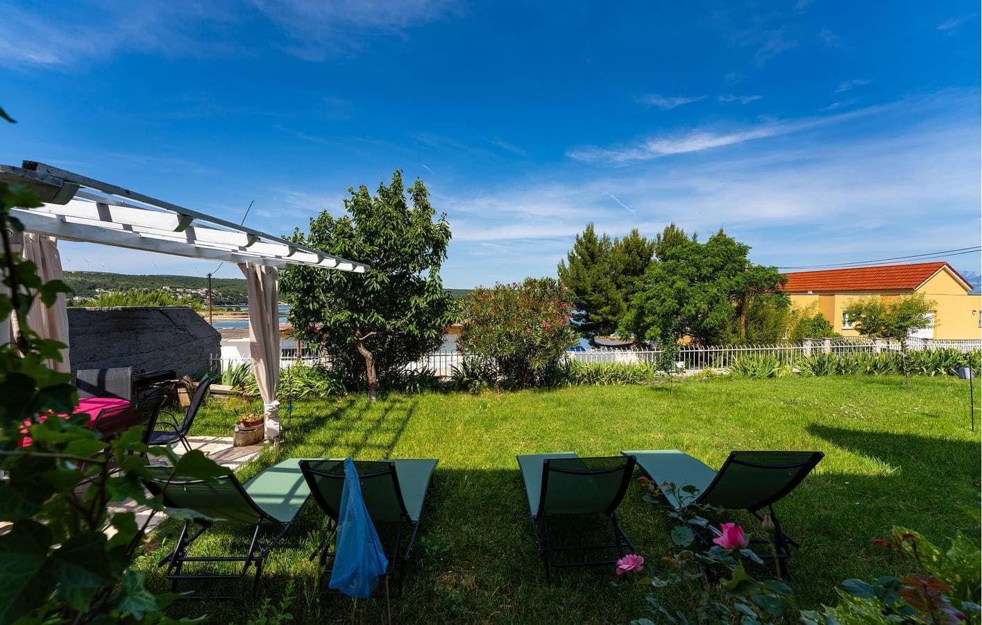 Foto 8 von 28: Gemütliche 140 m² große Wohnung mit Terrasse, in der Nähe der Küste und des Stadtzentrums