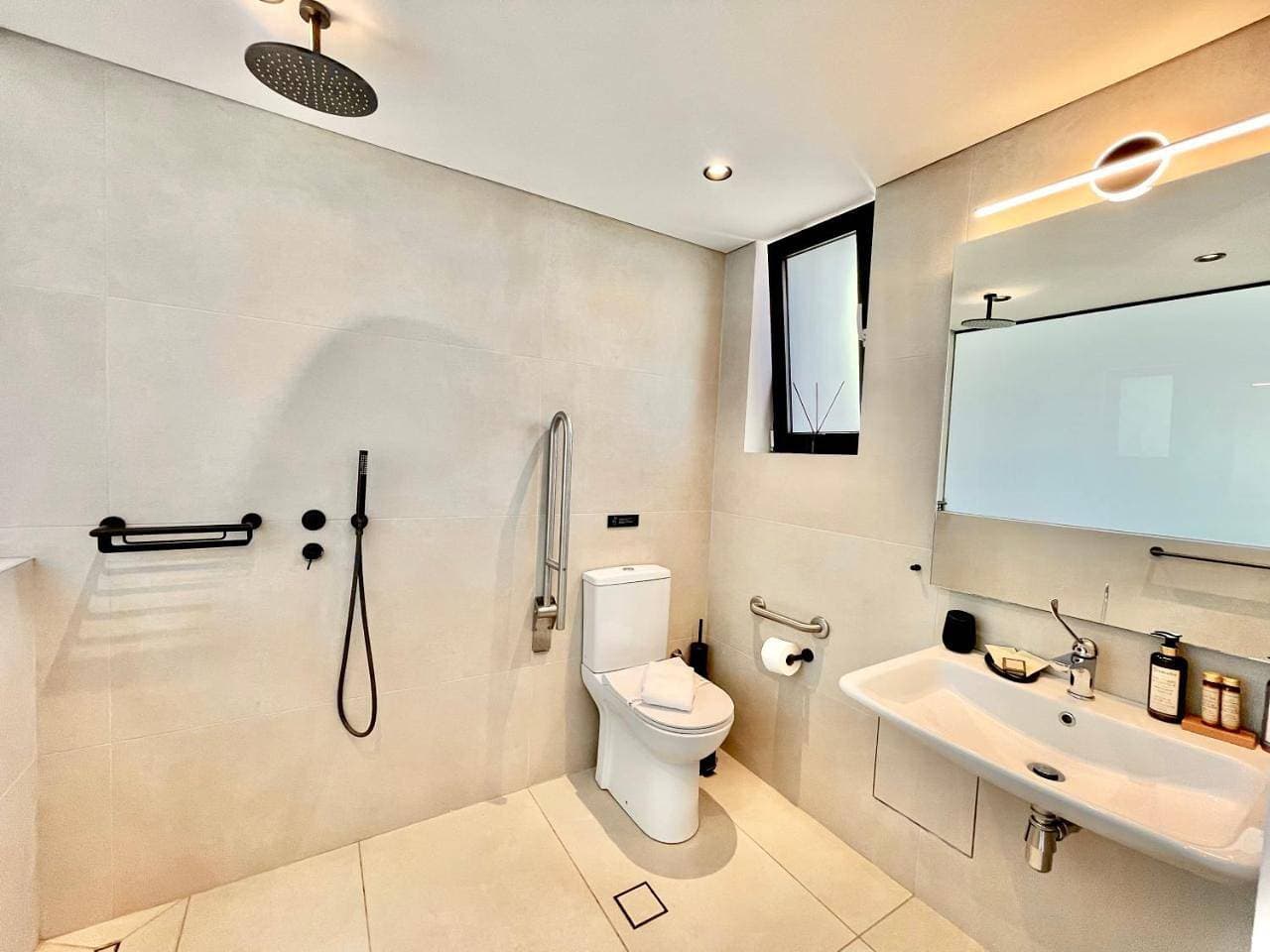 Foto 10 von 11: Standard Room with Private Pool & Sea View