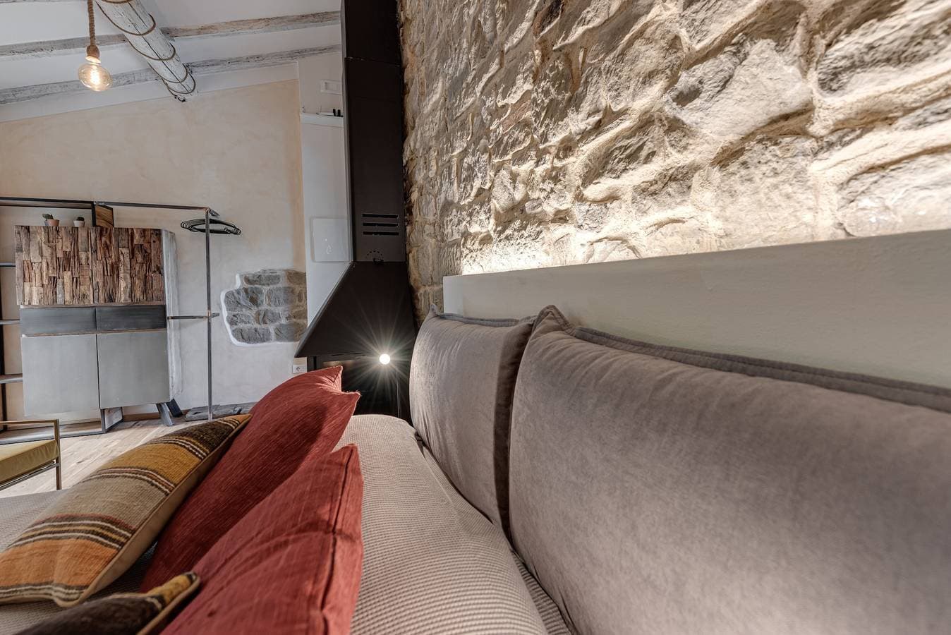 Foto 5 von 23: Ferienhaus 'Luxury Country Retreat La Stallina' mit Bergblick, WLAN und Klimaanlage