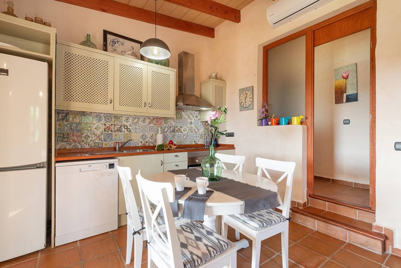 Foto 13 von 34: Can Gardo - Villa mit privatem Pool und kostenlosem WLAN