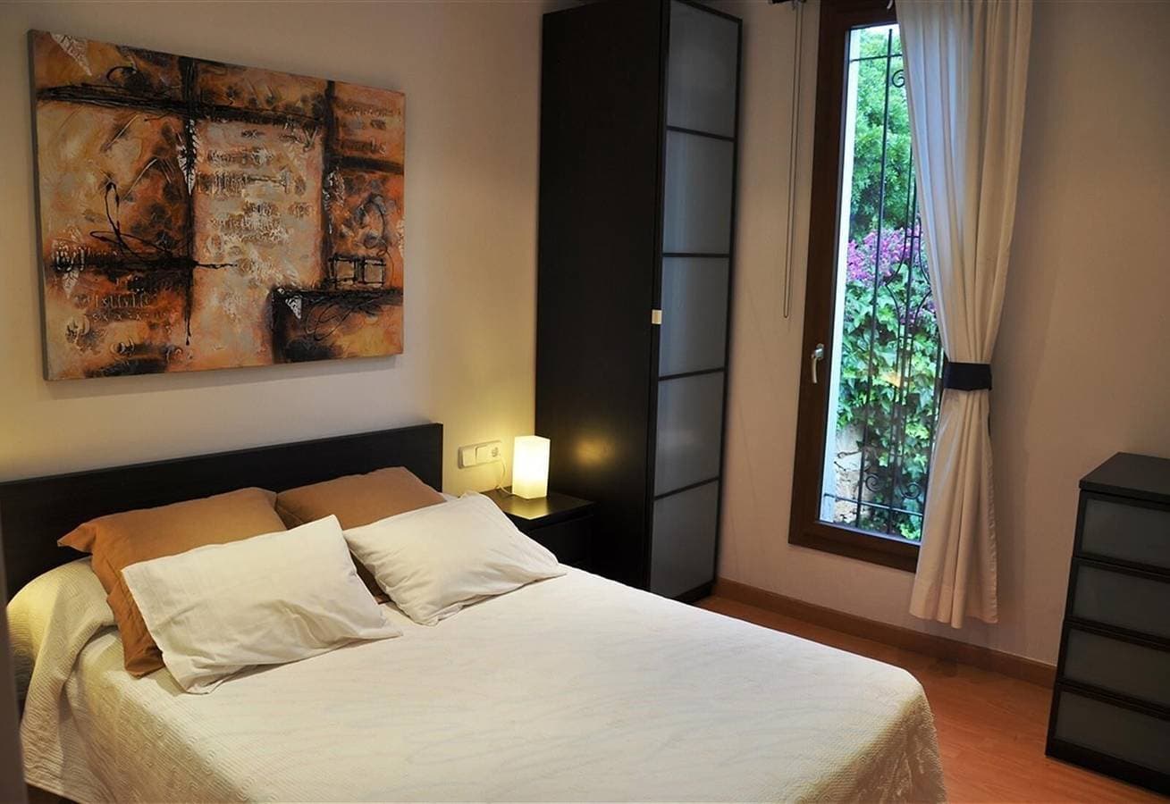 Foto 7 von 15: Ferienvilla in Tarragona mit offener Terrasse, Garten und WLAN