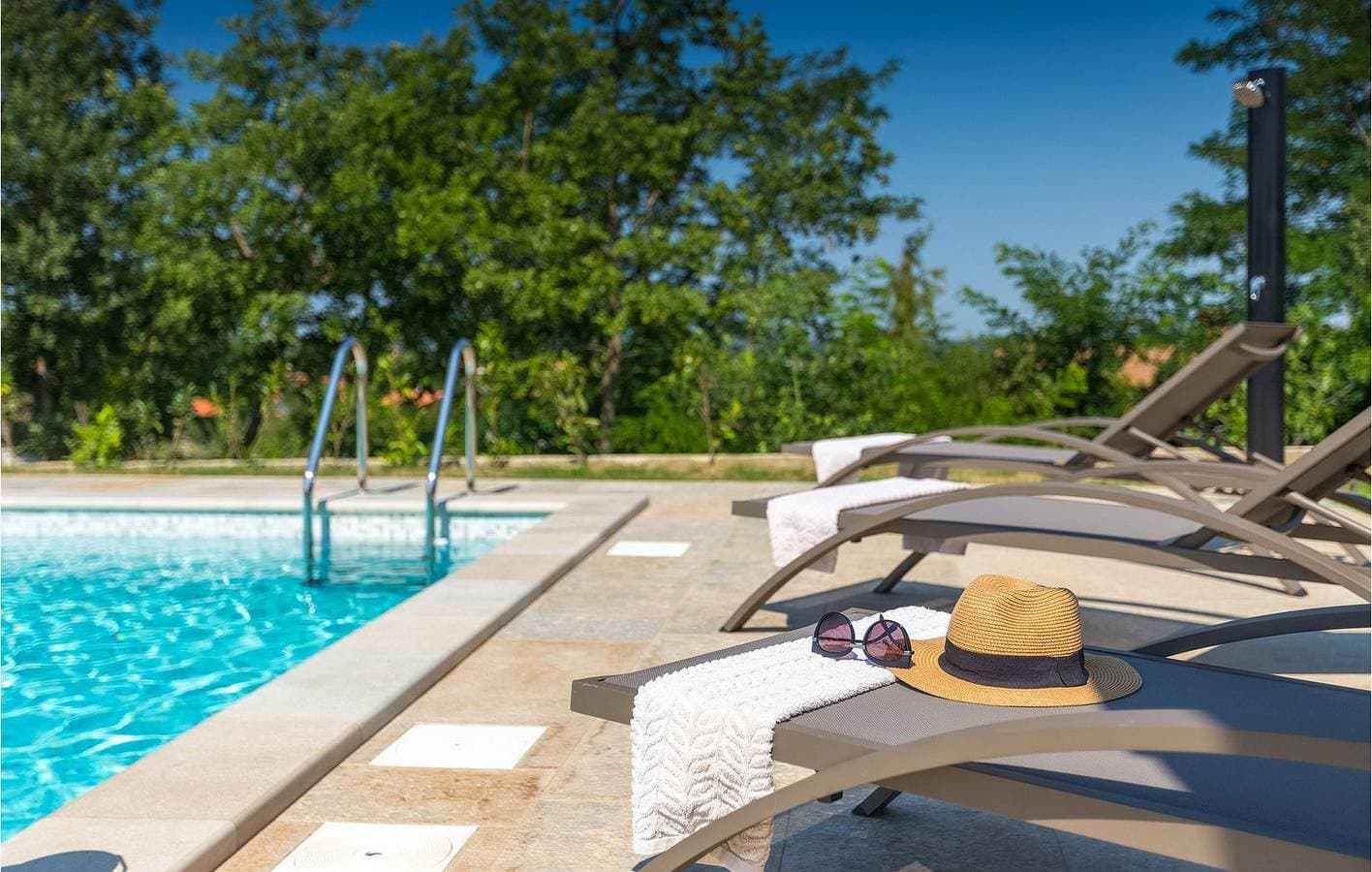 Foto 11 von 47: Geräumige 2-Zimmer-Wohnung mit Pool in der Nähe des Stadtzentrums von Pazin