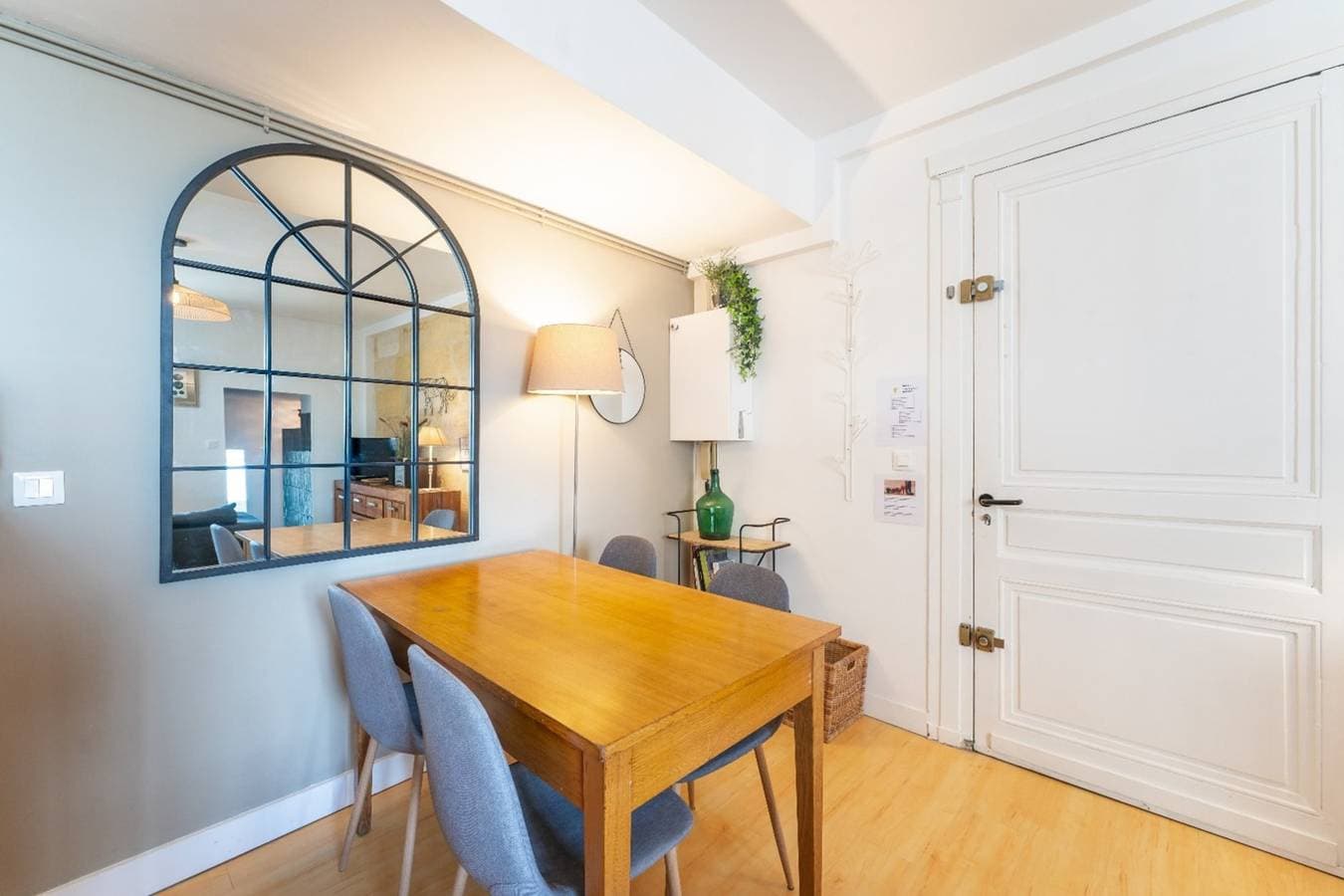 Foto 4 von 15: Beautiful apartment beautifully decorated for 4 on the Quays of Bordeaux