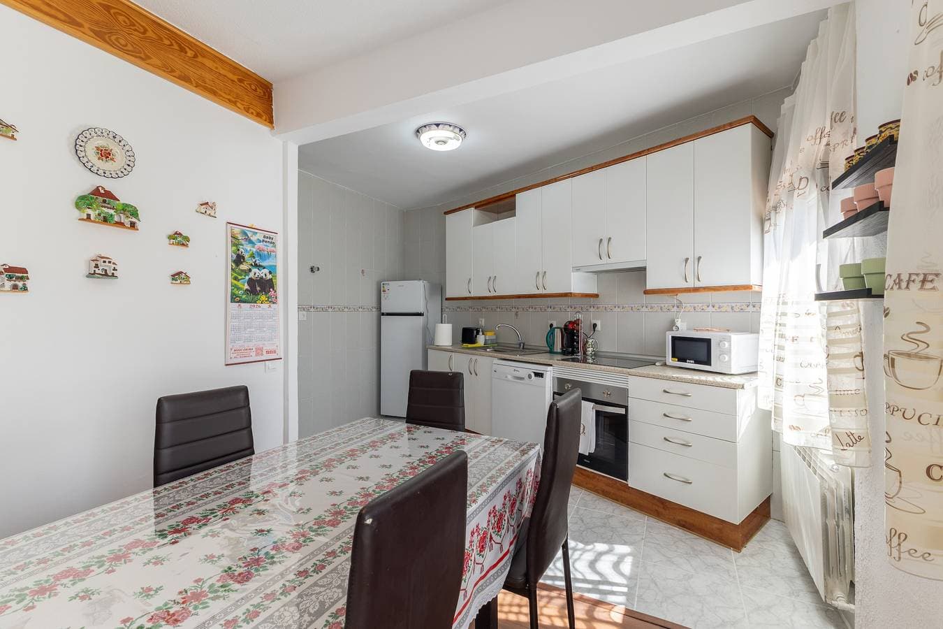 Foto 7 von 31: Ferienhaus 'Vivienda Turística El Laurel' mit Bergblick, privater Terrasse und WLAN
