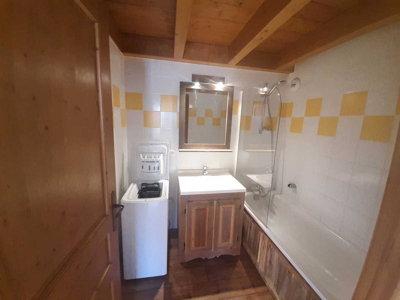 Foto 7 von 16: Geräumige Wohnung für 6, Bergblick, WIFI