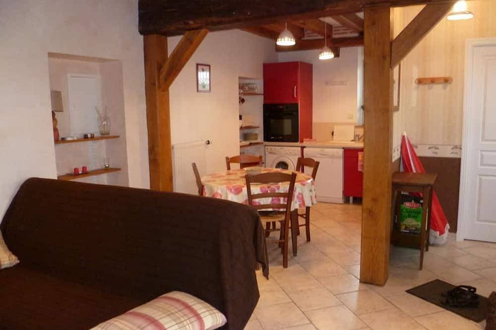 Charmantes Ferienhaus in der Natur mit Garten, Haustiere erlaubt 1