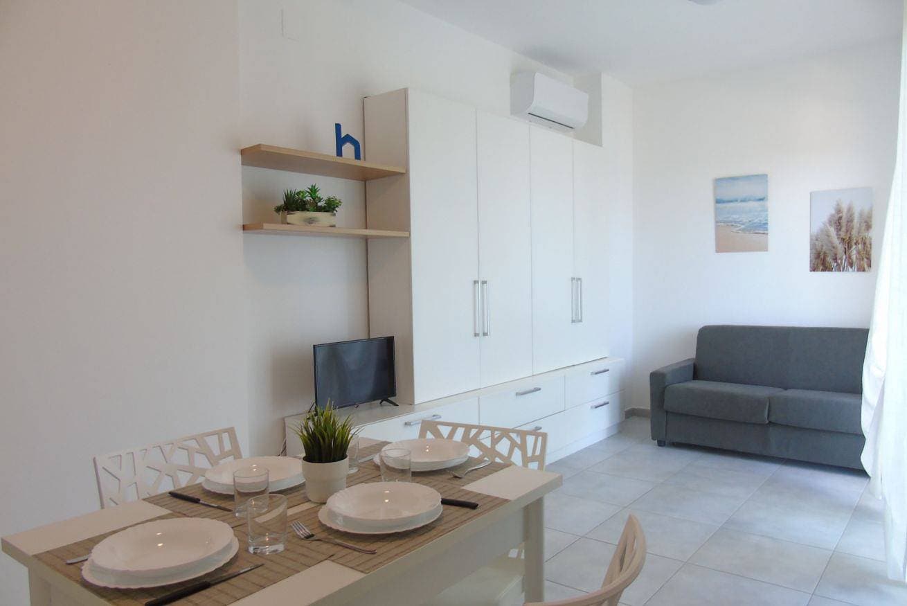 Foto 8 von 35: Ferienwohnung für 4 Personen mit Pool