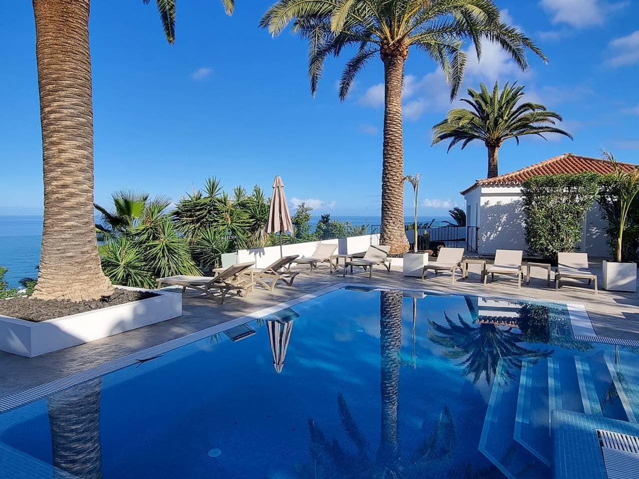 Foto 13 von 31: Haus mit privater Terrasse und beheiztem Pool
