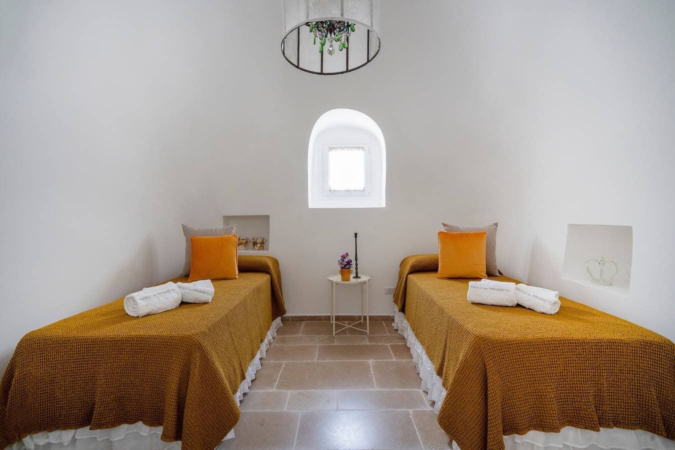 Foto 7 von 22: Villa 'Trulli Del Minareto' mit Bergblick, privater Terrasse und WLAN