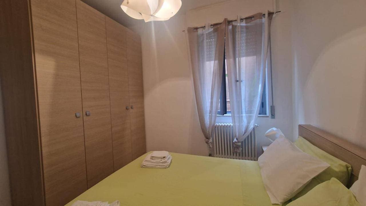 Foto 9 von 14: Two-Bedroom Apartment