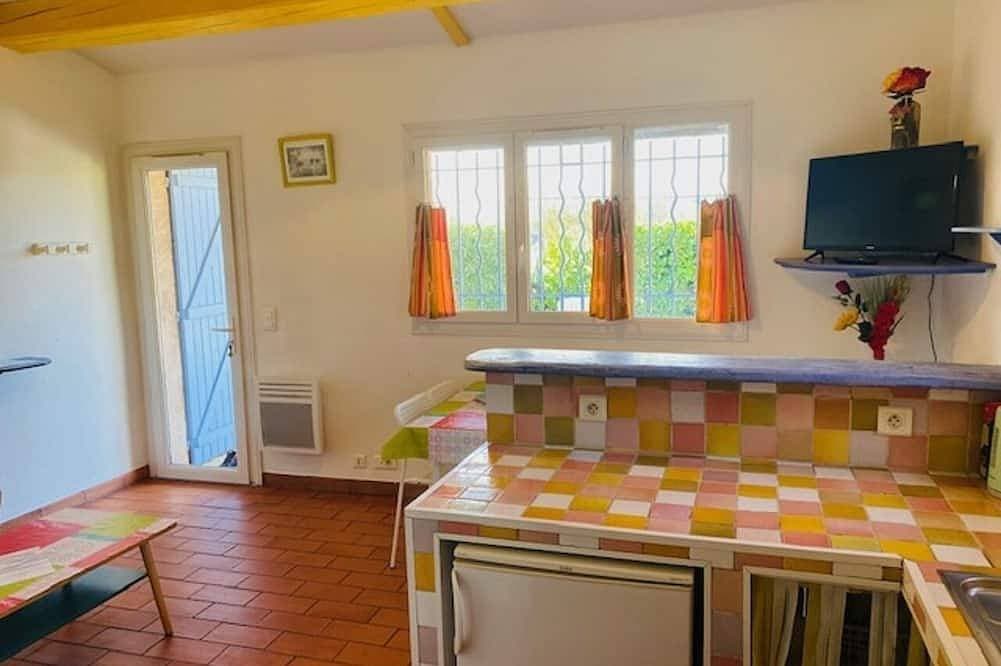 Foto 11 von 20: Ferienwohnung Var, Privater Garten, Swimmingpool, Tiere Zugelassen, Immobilien