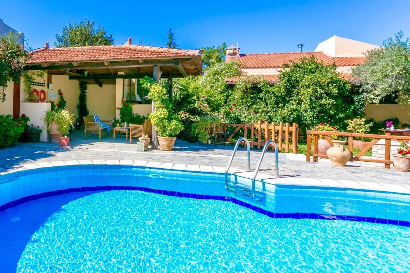 Foto 8 von 49: Villa für 6 Personen mit Meerblick