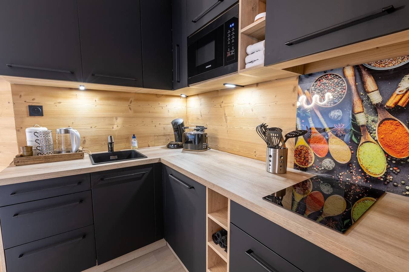 Foto 2 von 11: Ferienwohnung für 5 Personen mit Terrasse