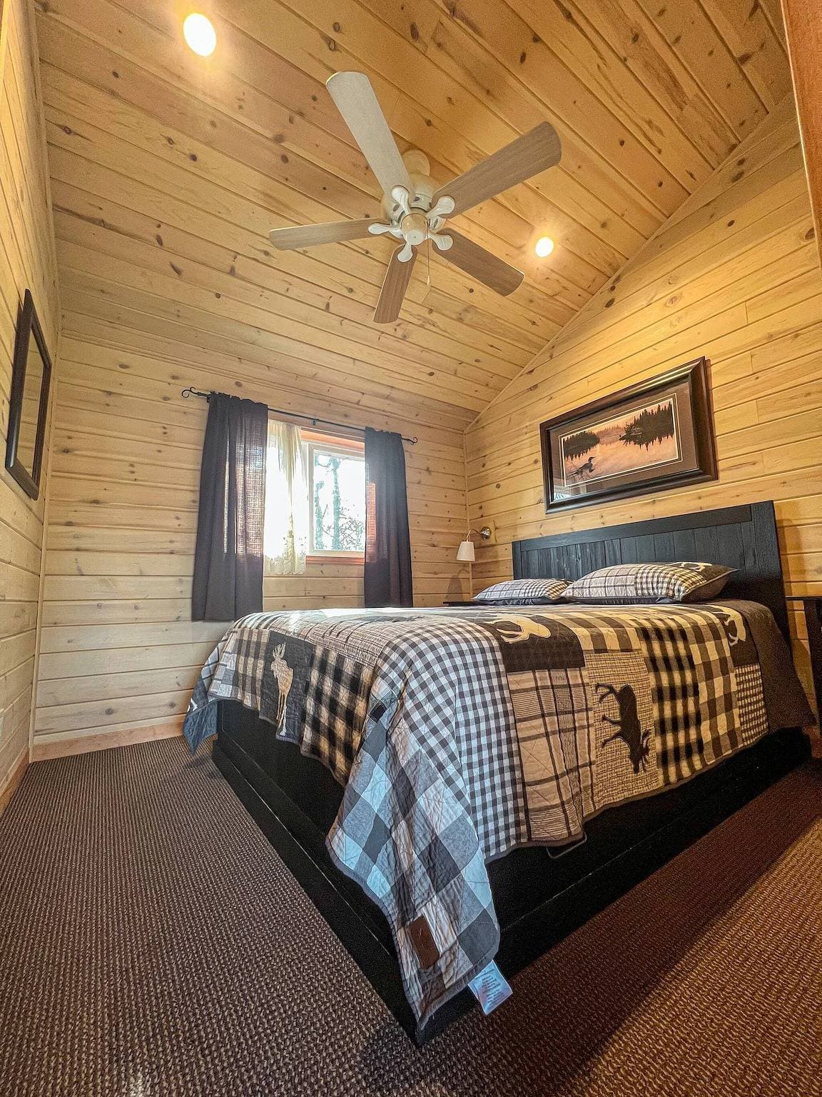 Foto 8 von 38: Black Bear Cottage im Ahmic Lake Resort