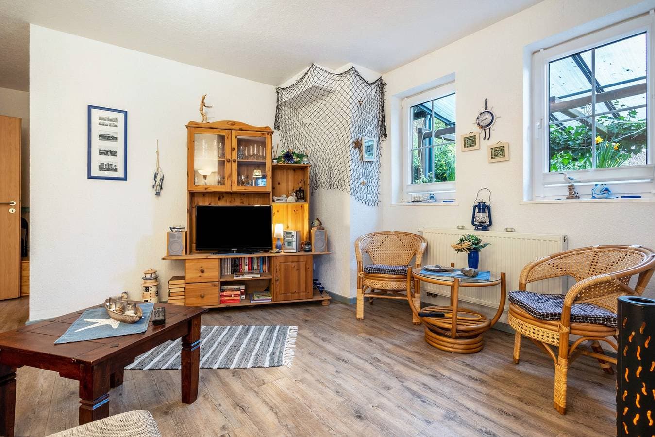 Foto 3 von 25: Ferienwohnung mit maritimem Flair, privater Terrasse und WLAN