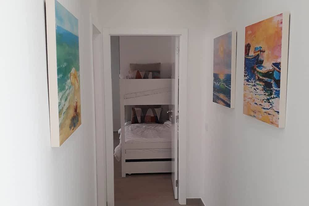 Foto 4 von 30: Genießen Sie modernen Komfort und privaten beheizten Pool im Casa Ambiente Verde