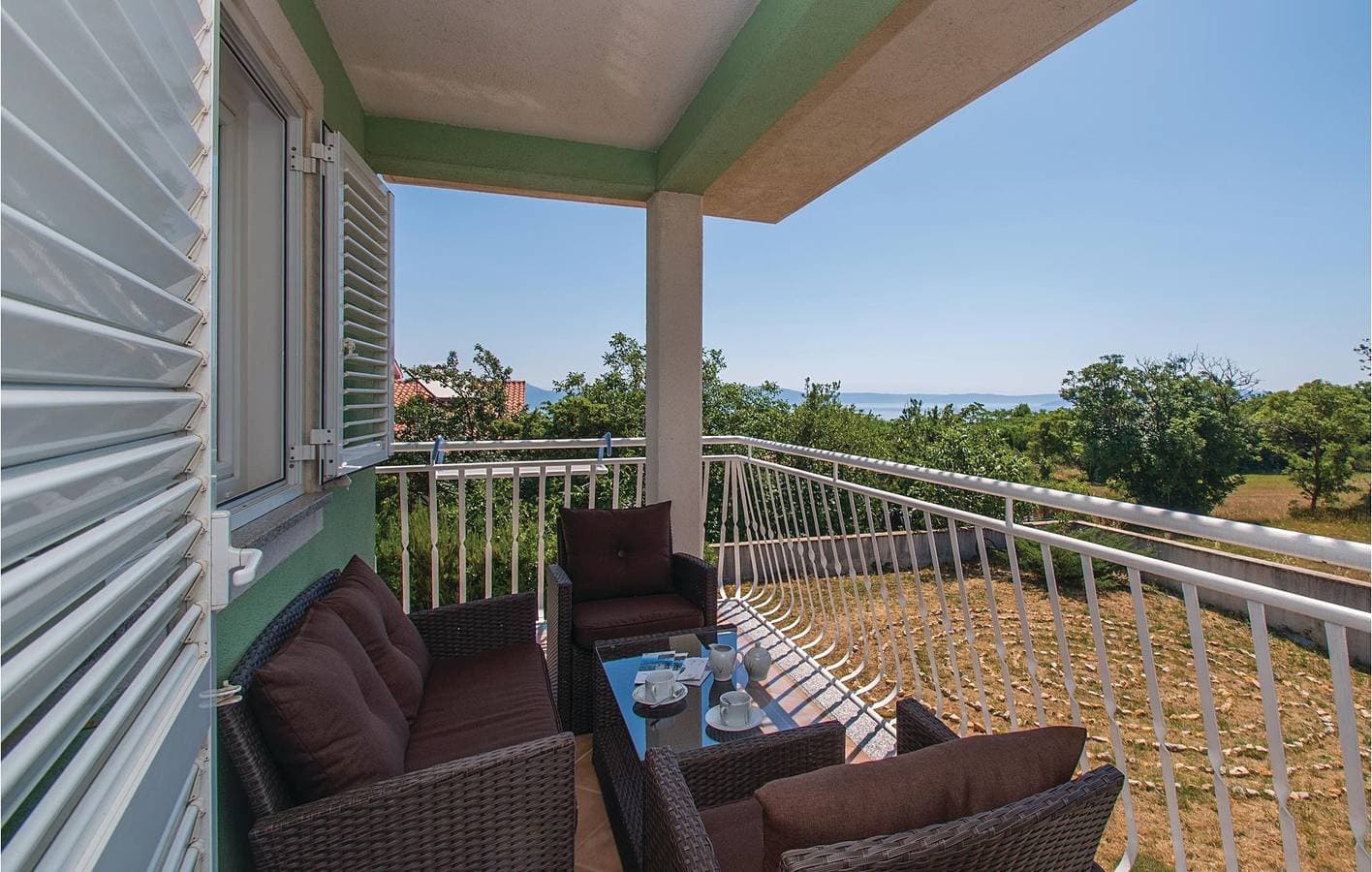 Foto 3 von 24: Apartment am Meer mit Terrasse, WLAN und Parkplatz – 2 km von Duga Luka entfernt