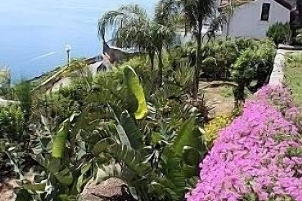 Foto 12 von 30: Eine atemberaubende Villa an der Amalfiküste mit Meerblick und großen privaten Gärten