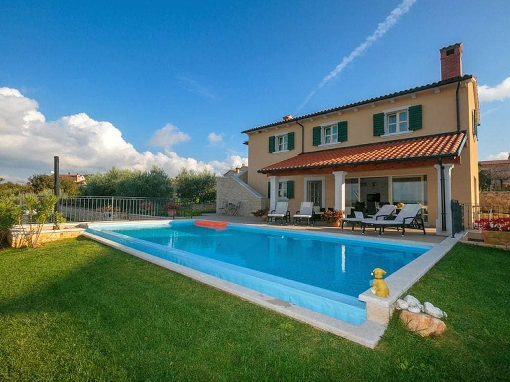 Villa in Porec mit Schwimmbecken 1