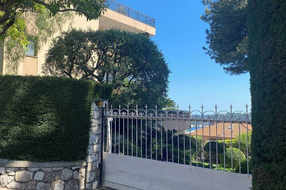 Foto 13 von 30: ‚La Colline’ Luxusapartment mit Ausblick über Villefranche Bucht/Kap Ferrat